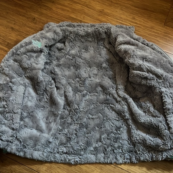 The North Face girls reversible puffer jacket size medium (10/12) teal and grey - Picture 7 of 10